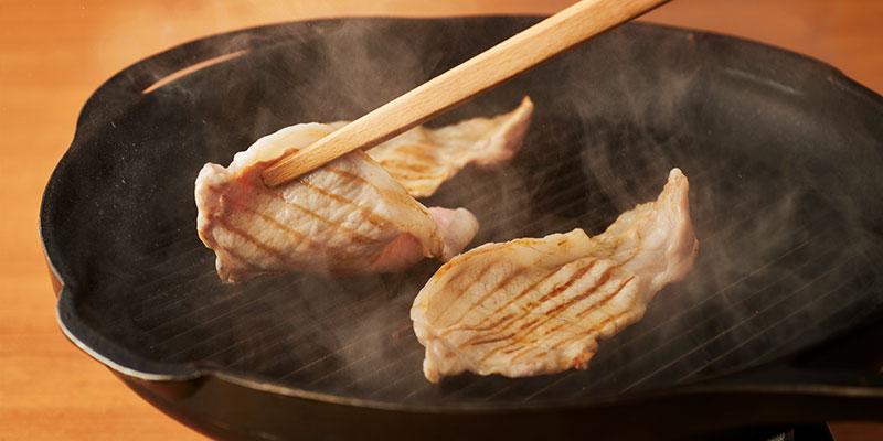 コクと旨味のゴールデンポークはガッツリ系の料理にぴったり